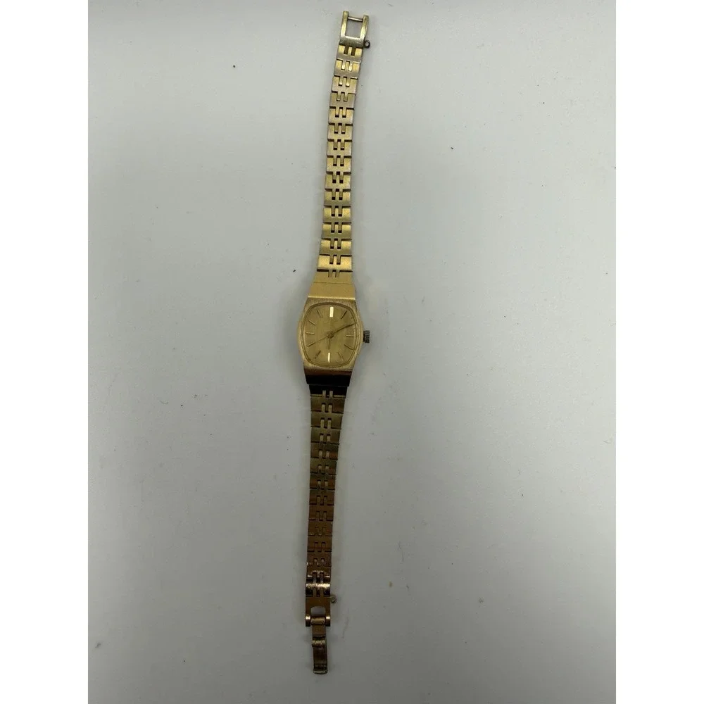 Pulsar Y481-5120 New Battery Ladies Watch Vintage 18MM 6